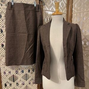 Vintage Banana Republic Women's Brown Blazer and Skirt Set